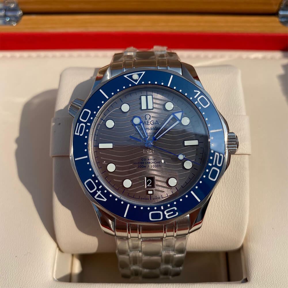 Omega Seamaster Diver 300M