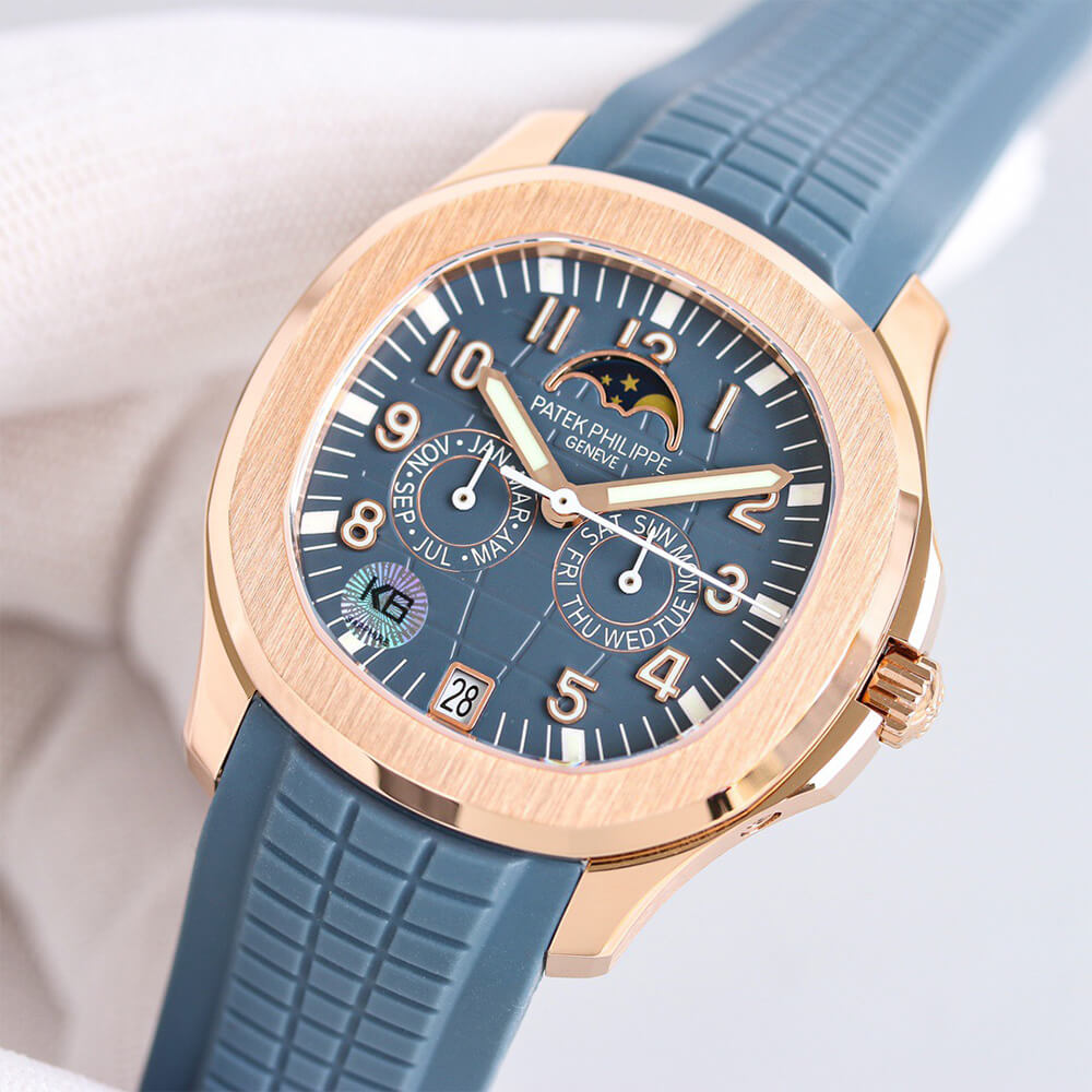 Patek Philippe Aquanaut 5261R-001
