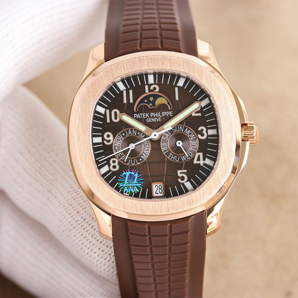 Patek Philippe Aquanaut 5261R-001