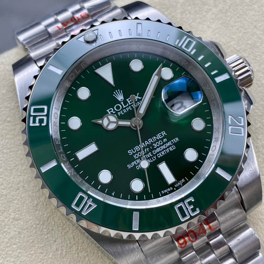 Rolex Submariner Date