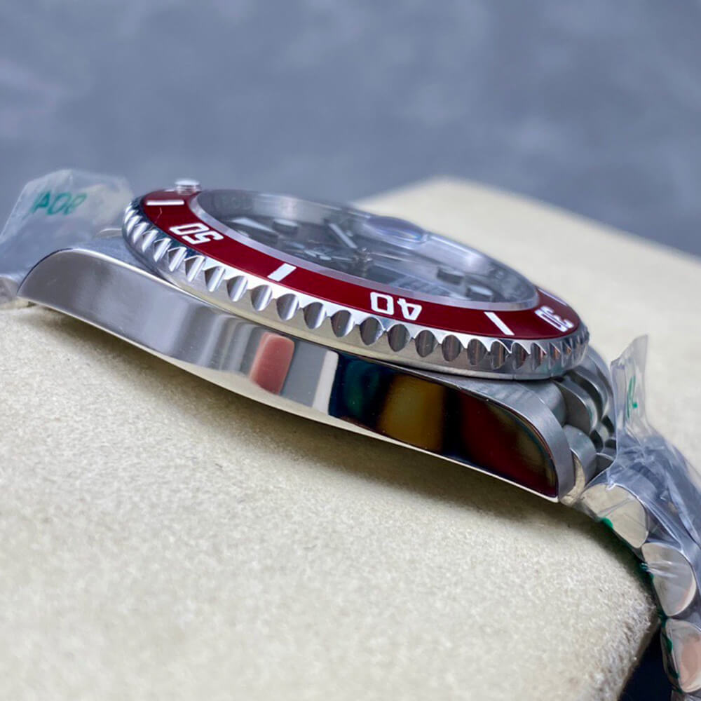 Rolex Submariner Date