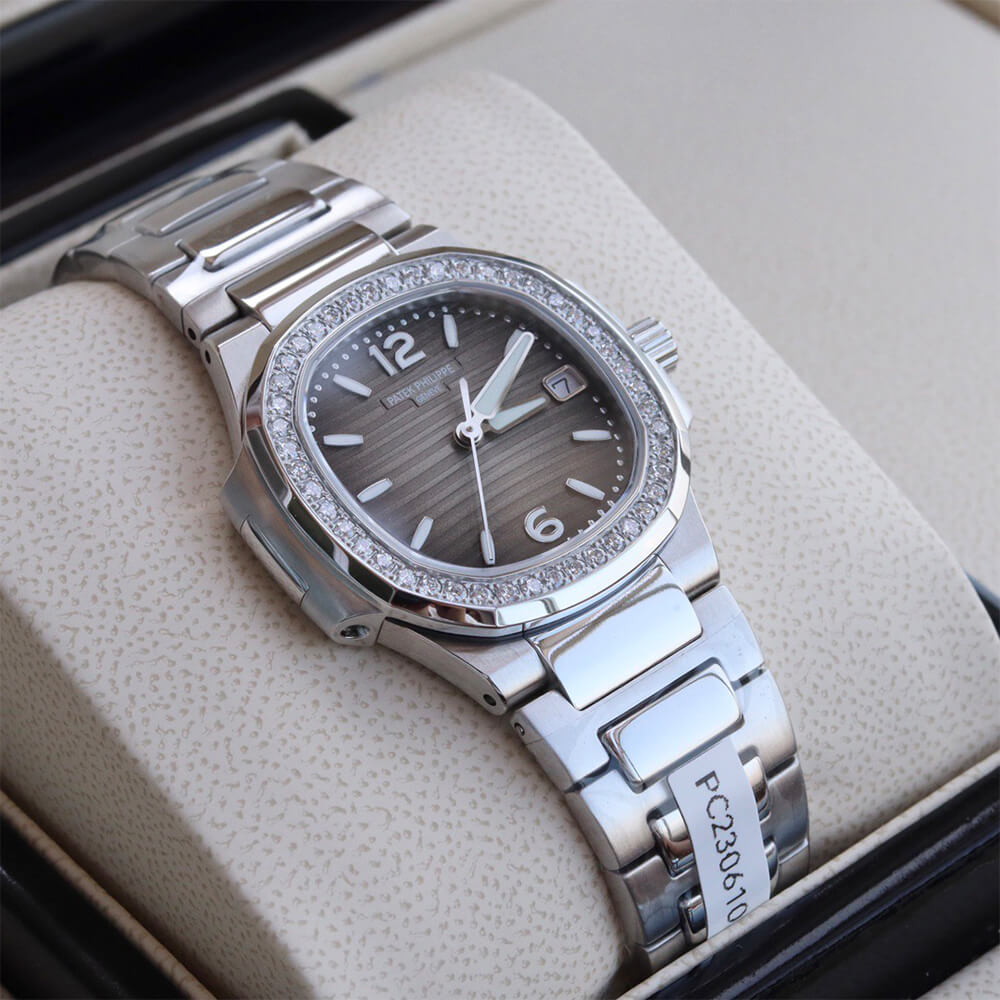 Patek Philippe Nautilus 7010/1R