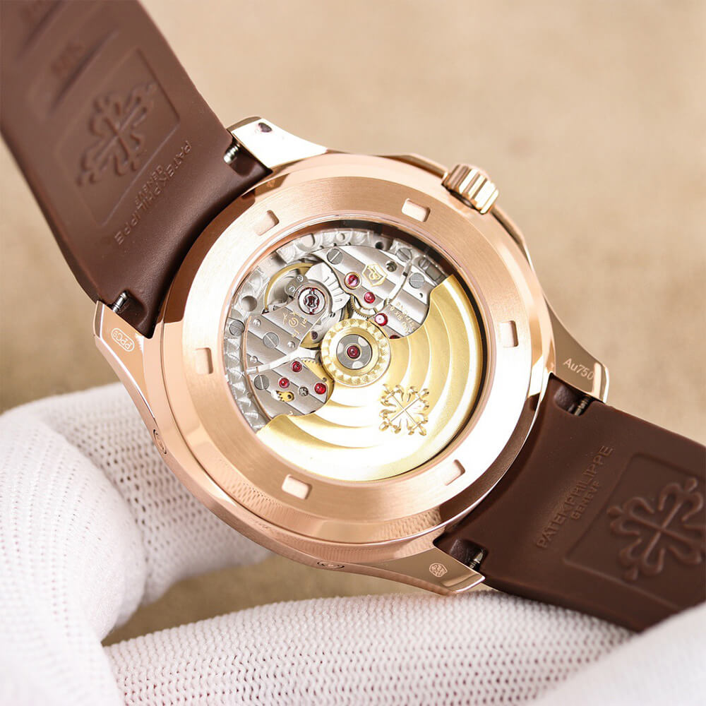 Patek Philippe Aquanaut 5261R-001