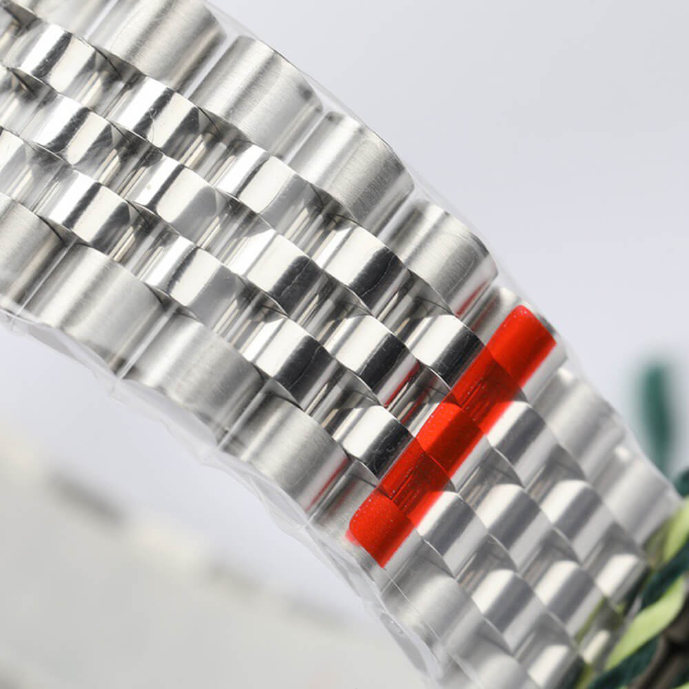 Rolex Submariner Date