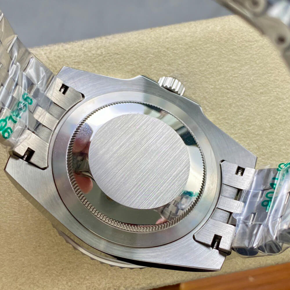 Rolex Submariner Date